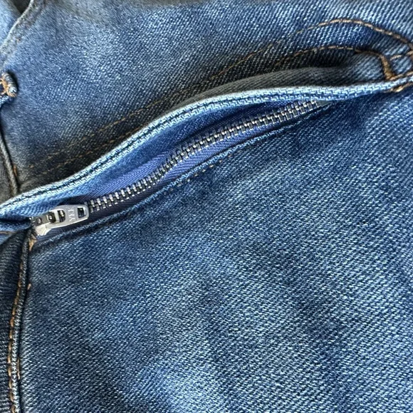 C EST. 1946 Denim Dark Wash High Rise Blue Jeans with Beaded Embellishments - Picture 6 of 10